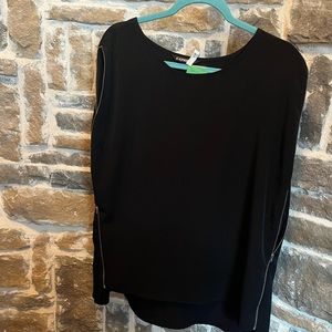 Express sleeveless blouse black with zipper detailing XL